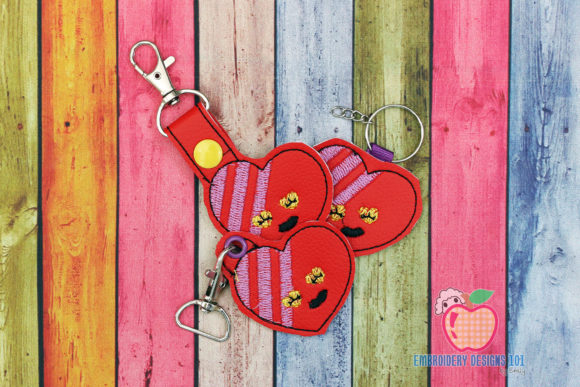 Emoticon Happy Heart ITH Key Fob Design